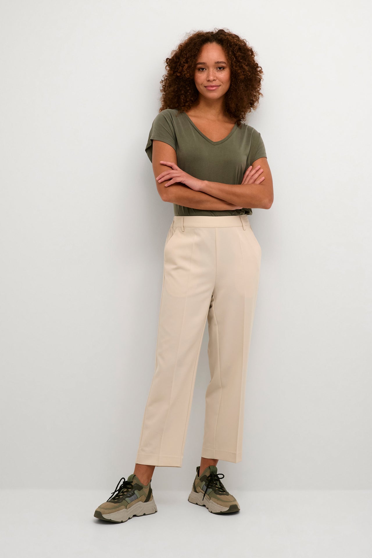  VILIGO Khaki Pants for Women Water Resistant Elastic Wasit  Loose Fit Outdoor Pants Khaki XS : Clothing, Shoes & Jewelry